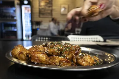 KITCHEN 154 alitas de pollo sweet chilly